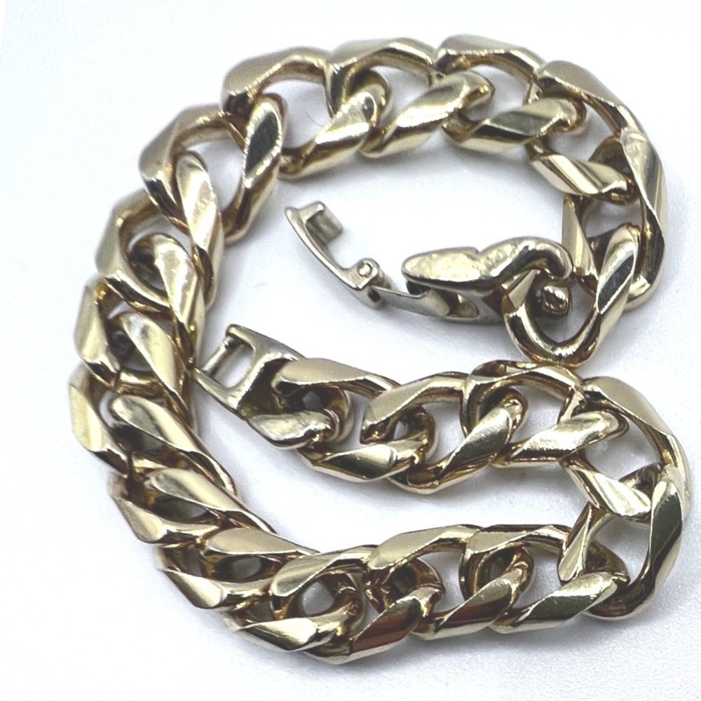 Cuban Link Bracelet Unisex Gold Tone 8X.25"